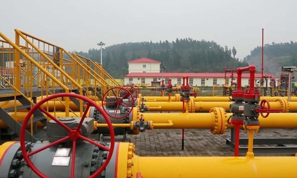 Italy's Snam takes first steps into India with hydrogen, gas deals