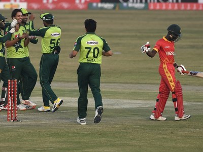 Zimbabwe out for 129-9 in third Twenty20 international