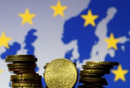Euro zone economy likely already in double-dip recession: Reuters poll