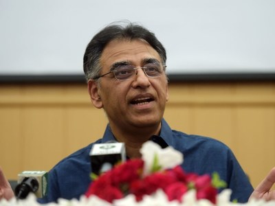 Asad Umar chairs Planning Commission Advisory Committee