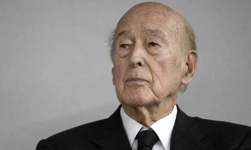 France mourns 'great European' Giscard after Covid death