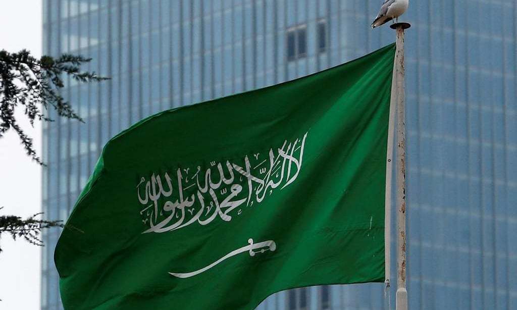 Saudi foreign min says he hopes efforts to end Gulf row succeed