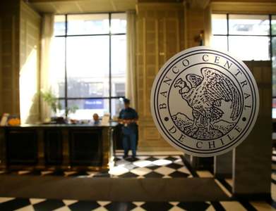 Chile central bank keeps benchmark interest rate unchanged at 0.5pc