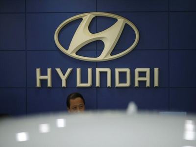 Robots drive Hyundai from humdrum to high tech
