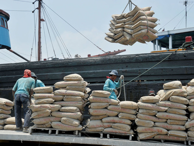 Cement cartel: no cloak and dagger