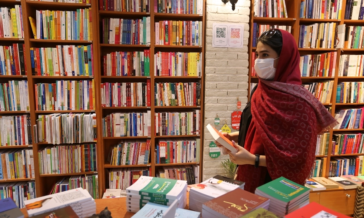 Foreign authors and women readers drive book sales in Tehran's book markets