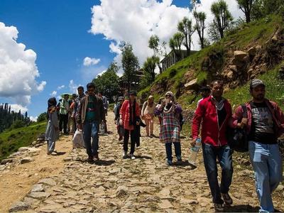 Govt urged to focus tourism&rsquo;s allied sectors for economic growth