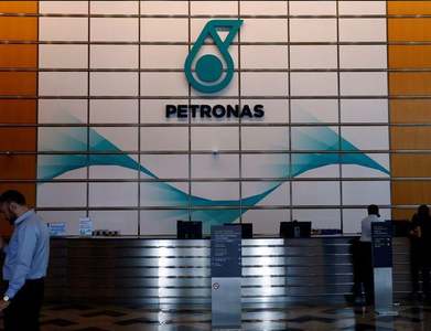 Malaysia's Petronas says Baram oil output to resume in Q3 after ship accident