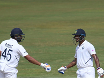 Australia declare, set India 407 to win third Test