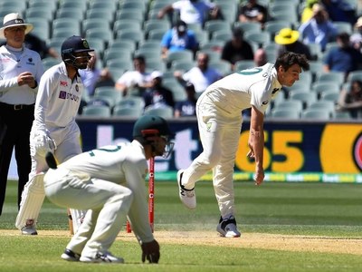 India battle to draw in third Test against Australia