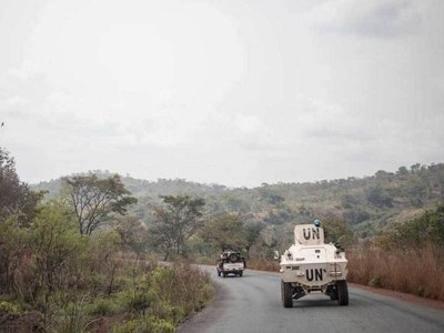 C.African rebels try to sever capital's vital artery