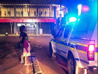 S.Africa police arrest thousands for not wearing masks S.Africa police arrest thousands for not wearing masks