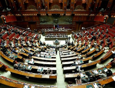 Italy approves new stimulus package, shunting up 2021 deficit Italy approves new stimulus package, shunting up 2021 deficit