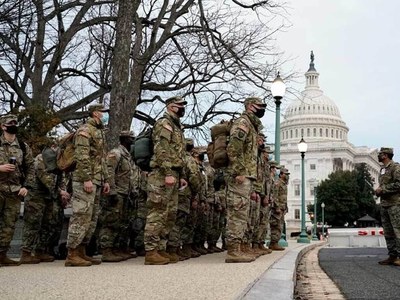 Man with gun arrested at Washington security checkpoint