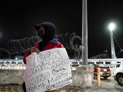 Mexico welcomes Biden halt to border wall construction