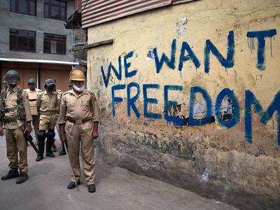 Govt announces public holiday on Kashmir day