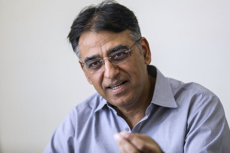Asad terms PTI govt performance outstanding, marvelous