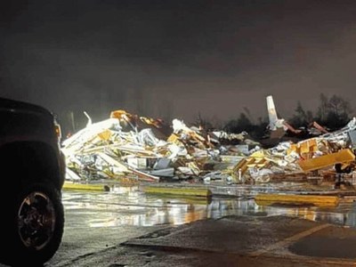 Tornado leaves one dead, several injured in Alabama Tornado leaves one dead, several injured in Alabama