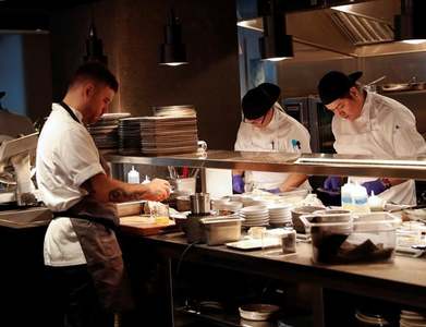 Expected rise in 2021 US restaurant sales not enough to offset pandemic losses: report Expected rise in 2021 US restaurant sales not enough to offset pandemic losses: report