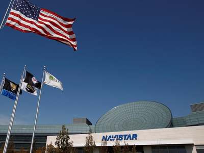 Navistar to collaborate with GM, others on hydrogen fuel-cell commercial trucks