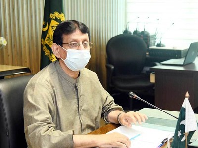 Govt wants to take along all stakeholders in finalizing IT-related policies: Minister