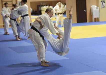 Putin's former judo partner says he owns palace which opposition links to Russian leader Putin's former judo partner says he owns palace which opposition links to Russian leader