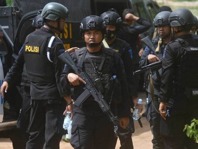 Indonesia detains British woman on terror suspect list Indonesia detains British woman on terror suspect list