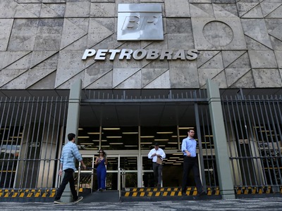 Brazil's Petrobras agrees sale of Landulpho Alves refinery to Mubadala Brazil's Petrobras agrees sale of Landulpho Alves refinery to Mubadala