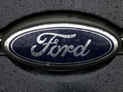 Ford CEO calls for settlement between LG Chem, SK Innovation
