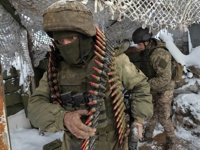 Three Ukrainian soldiers killed in mine blast