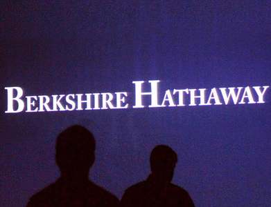 Berkshire Hathaway profit rises, helped by stock gains