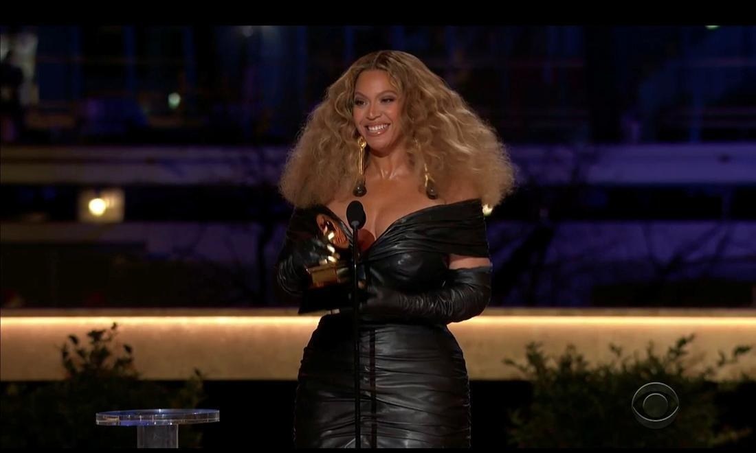 Beyonce and Taylor Swift make Grammys history with most wins