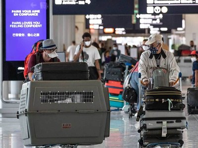 EU tourism halved in 2020 under pandemic