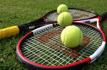 Dzumhur faces disciplinary probe, fined for walking off court