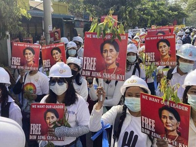 World not tough enough on Myanmar crisis: UN expert