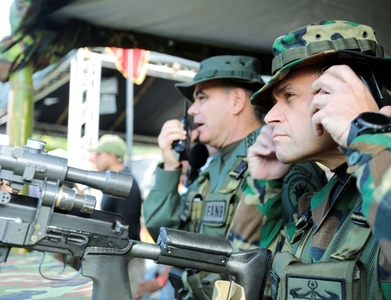 Venezuelans fleeing to Colombia accuse soldiers of abuses
