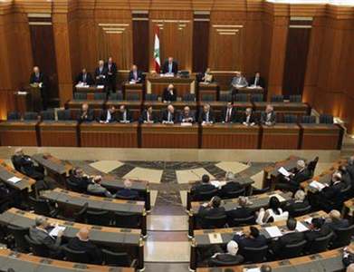 Lebanon could sink like Titanic, parliament speaker says