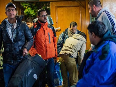 Sweden looks to tighten immigration law
