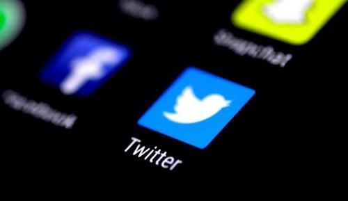Twitter says services down for some users
