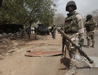 Gunmen kill Nigerian army general on highway from capital