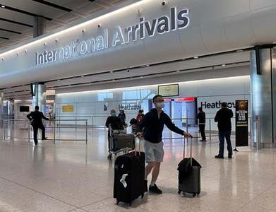 After $4 billion in losses, Heathrow tells UK to open up travel After $4 billion in losses, Heathrow tells UK to open up travel