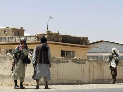Camped 50km away: Taliban close in on Kabul as US ramps up Afghan evacuations Camped 50km away: Taliban close in on Kabul as US ramps up Afghan evacuations