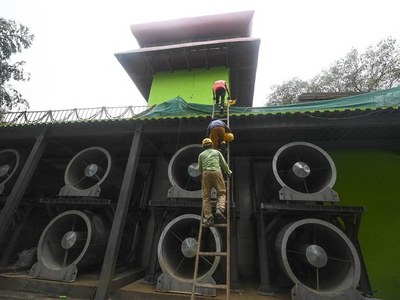 Indian capital opens first 'smog tower' Indian capital opens first 'smog tower'
