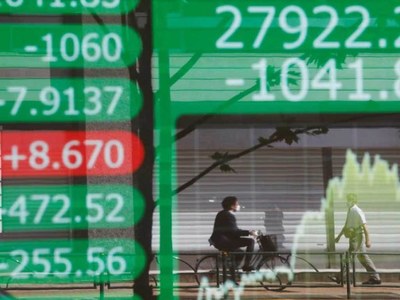 Asian shares down on slow-growth fear; dollar stays near three-week low