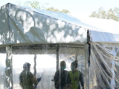 Australia reports 1,607 COVID-19 cases as states learn to live with virus