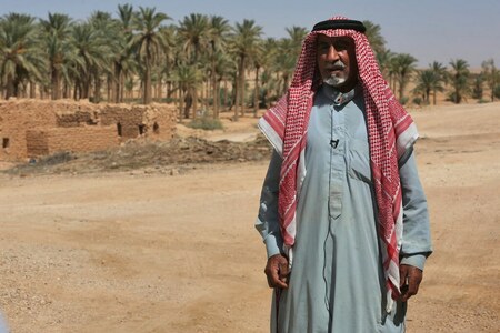 'Simple' life in Iraqi desert village cut off from the grid