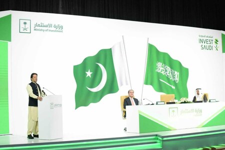 PM Imran invites Saudi Arabia to benefit from Pakistan's economic offerings