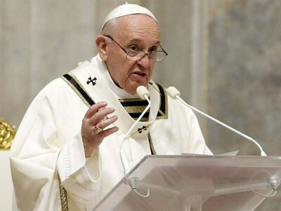 Pope calls for 'urgent' response to climate crisis at COP26