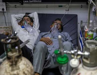 India Covid hospital fire kills 11