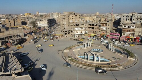 At Raqa 'roundabout of hell', Syria lovers find new meeting spot